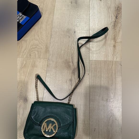 Michael kor crossbody mini green leather handbag - Picture 5 of 7